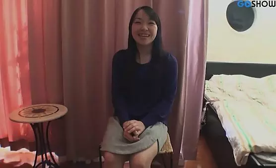Magic Wand Pleasures Her Clitoris